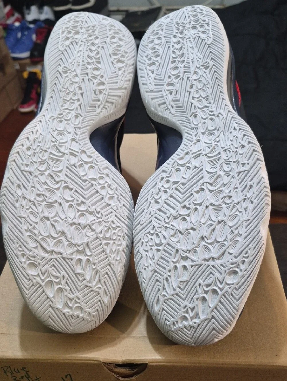 SAMPLE Nike Air Max Audacity 